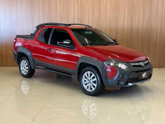 FIAT STRADA 1.8 MPI ADVENTURE CD 16V FLEX 3P MANUAL FIAT STRADA 1.8 MPI ADVENTURE CD 16V FLEX 3P MANUAL